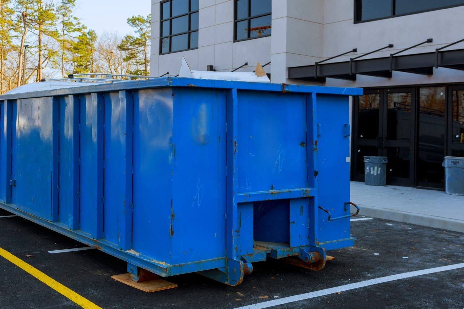 15 Yard Containers-Palm Beach County’s Best Dumpster Removal Services-We Offer Residential and Commercial Dumpster Removal Services, Dumpster Rentals, Bulk Trash, Demolition Removal, Junk Hauling, Rubbish Removal, Waste Containers, Debris Removal, 10 Yard Containers, 15 Yard to 20 Yard to 30 Yard to 40 Yard Container Rentals, and much more!