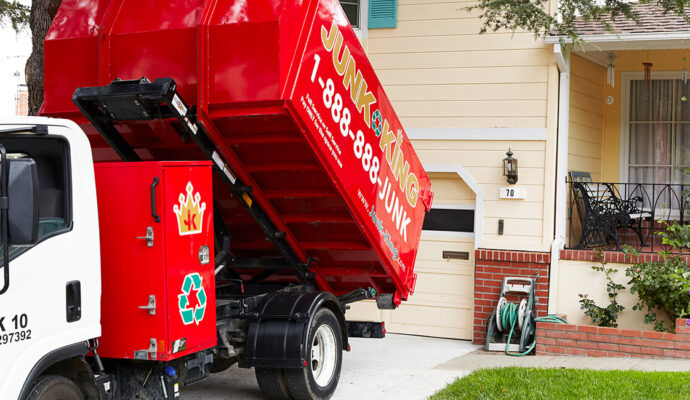 Commercial Dumpster Removal-Palm Beach County’s Best Dumpster Removal Services-We Offer Residential and Commercial Dumpster Removal Services, Dumpster Rentals, Bulk Trash, Demolition Removal, Junk Hauling, Rubbish Removal, Waste Containers, Debris Removal, 10 Yard Containers, 15 Yard to 20 Yard to 30 Yard to 40 Yard Container Rentals, and much more!