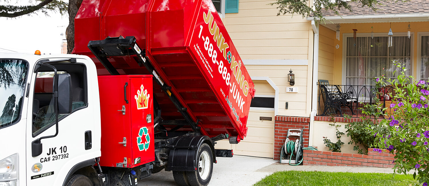 Commercial Dumpster Removal-Palm Beach County’s Best Dumpster Removal Services-We Offer Residential and Commercial Dumpster Removal Services, Dumpster Rentals, Bulk Trash, Demolition Removal, Junk Hauling, Rubbish Removal, Waste Containers, Debris Removal, 10 Yard Containers, 15 Yard to 20 Yard to 30 Yard to 40 Yard Container Rentals, and much more!
