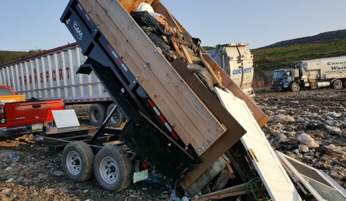 Palm Beach Gardens-Palm Beach County’s Best Dumpster Removal Services-We Offer Residential and Commercial Dumpster Removal Services, Dumpster Rentals, Bulk Trash, Demolition Removal, Junk Hauling, Rubbish Removal, Waste Containers, Debris Removal, 10 Yard Containers, 15 Yard to 20 Yard to 30 Yard to 40 Yard Container Rentals, and much more!