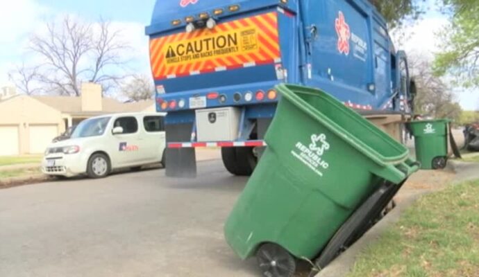 Bulk pick-ups-Palm Beach County’s Best Dumpster Removal Services-We Offer Residential and Commercial Dumpster Removal Services, Dumpster Rentals, Bulk Trash, Demolition Removal, Junk Hauling, Rubbish Removal, Waste Containers, Debris Removal, 10 Yard Containers, 15 Yard to 20 Yard to 30 Yard to 40 Yard Container Rentals, and much more!