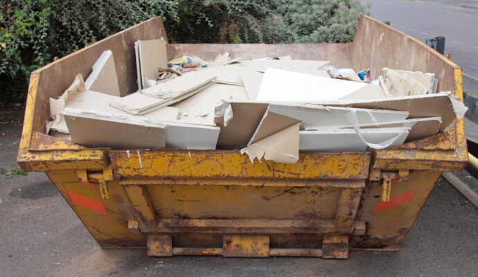 Construction debris removal-Palm Beach County’s Best Dumpster Removal Services-We Offer Residential and Commercial Dumpster Removal Services, Dumpster Rentals, Bulk Trash, Demolition Removal, Junk Hauling, Rubbish Removal, Waste Containers, Debris Removal, 10 Yard Containers, 15 Yard to 20 Yard to 30 Yard to 40 Yard Container Rentals, and much more!