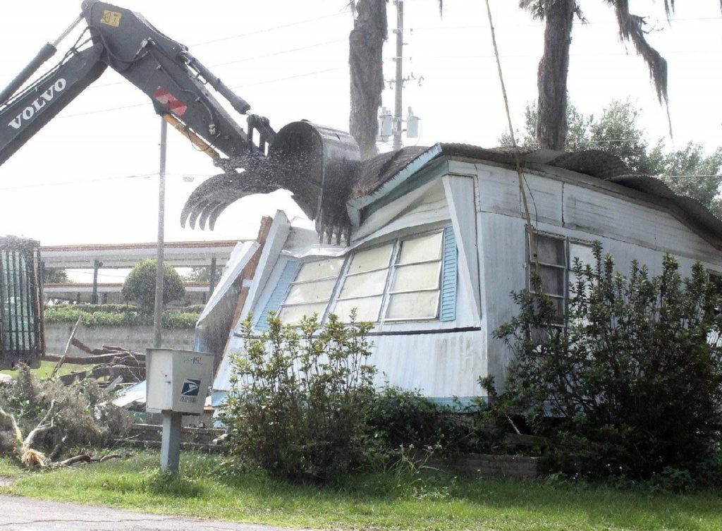 Mobile home demolition removal-Palm Beach County’s Best Dumpster Removal Services-We Offer Residential and Commercial Dumpster Removal Services, Dumpster Rentals, Bulk Trash, Demolition Removal, Junk Hauling, Rubbish Removal, Waste Containers, Debris Removal, 10 Yard Containers, 15 Yard to 20 Yard to 30 Yard to 40 Yard Container Rentals, and much more!