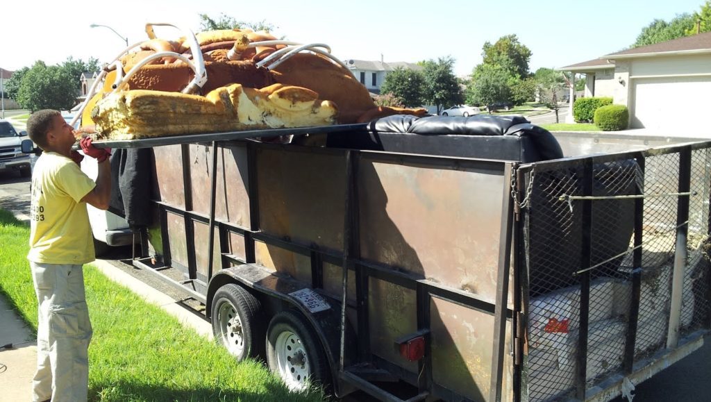 Residential dumpster rental companies-Palm Beach County’s Best Dumpster Removal Services-We Offer Residential and Commercial Dumpster Removal Services, Dumpster Rentals, Bulk Trash, Demolition Removal, Junk Hauling, Rubbish Removal, Waste Containers, Debris Removal, 10 Yard Containers, 15 Yard to 20 Yard to 30 Yard to 40 Yard Container Rentals, and much more!